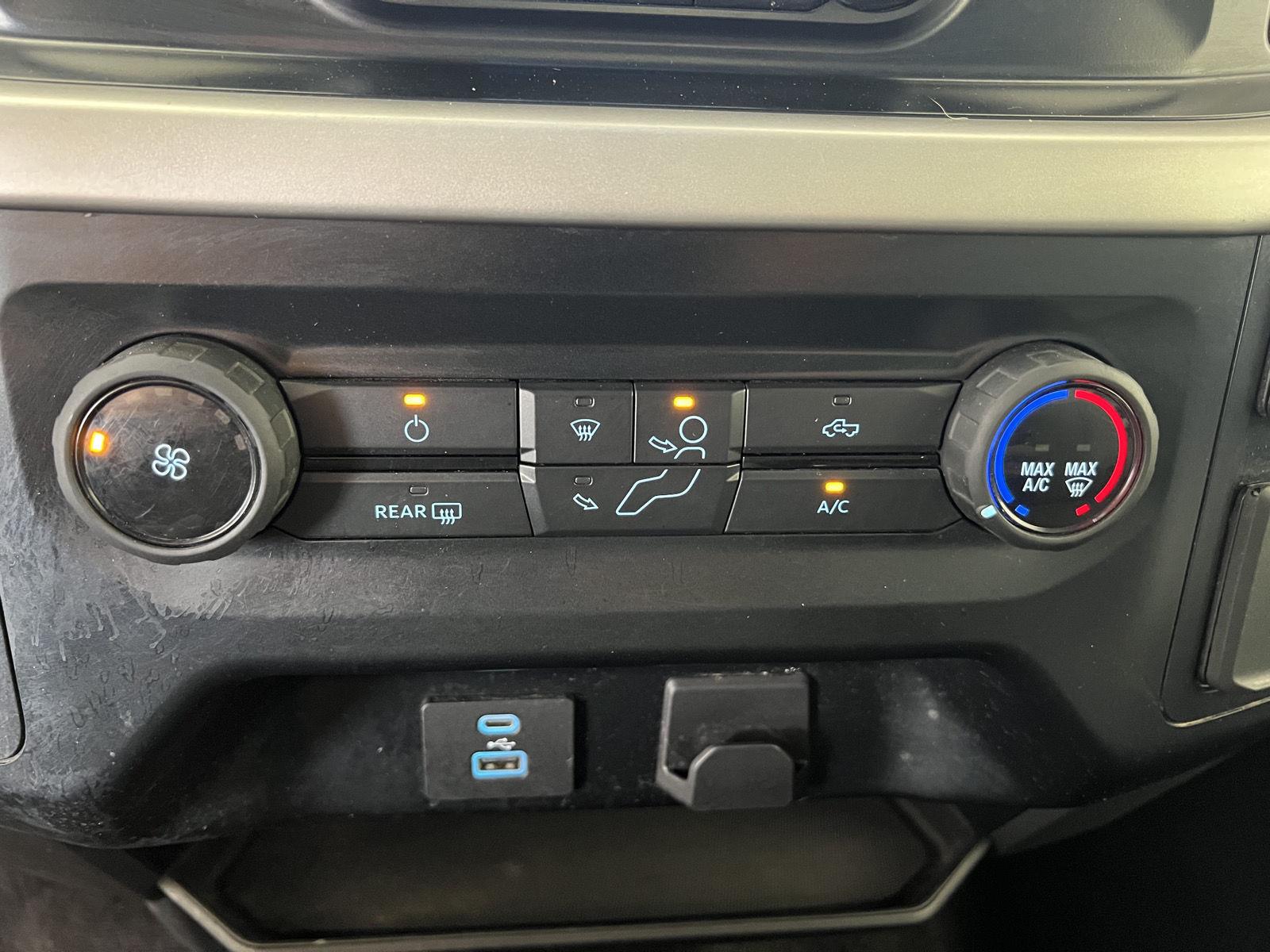 Used 2022 Iconic Silver Ford XLT image 15