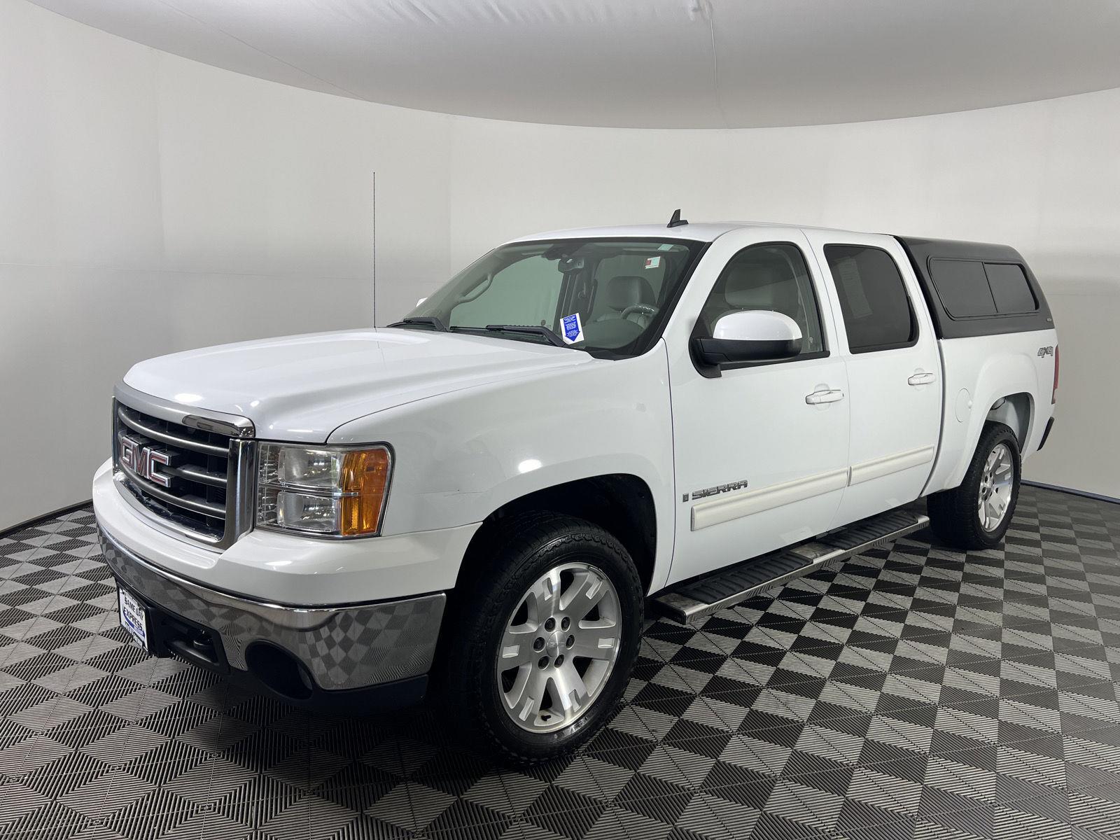 Used 2007 Summit White GMC SLT image 19