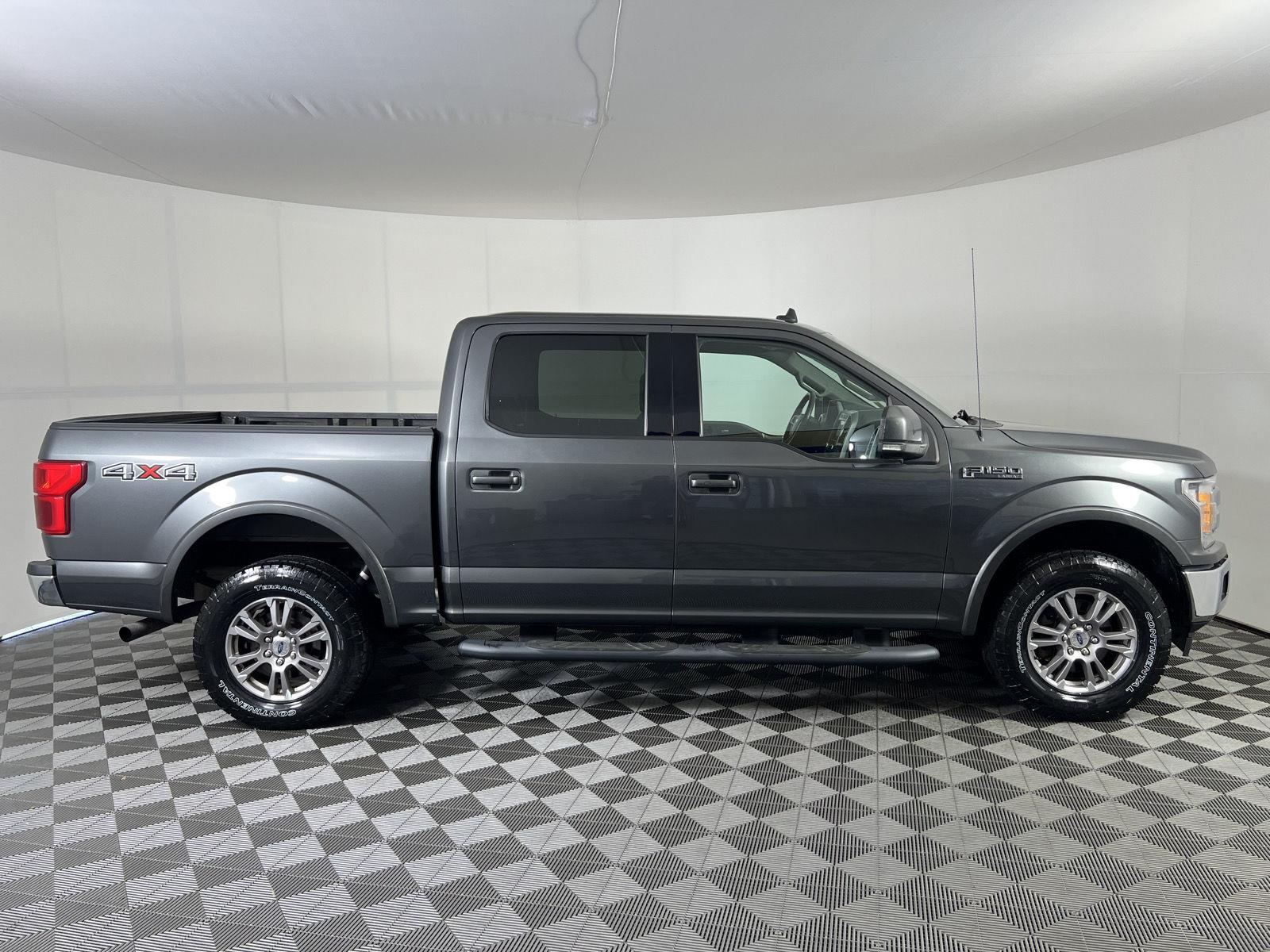 Used 2020 Magnetic Ford LARIAT image 24