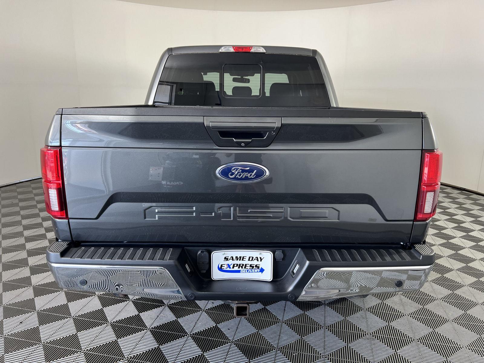 Used 2020 Magnetic Ford LARIAT image 25