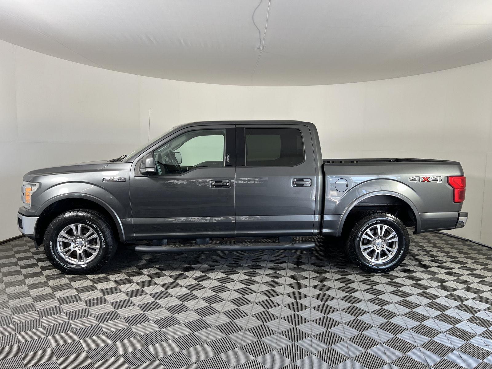 Used 2020 Magnetic Ford LARIAT image 28