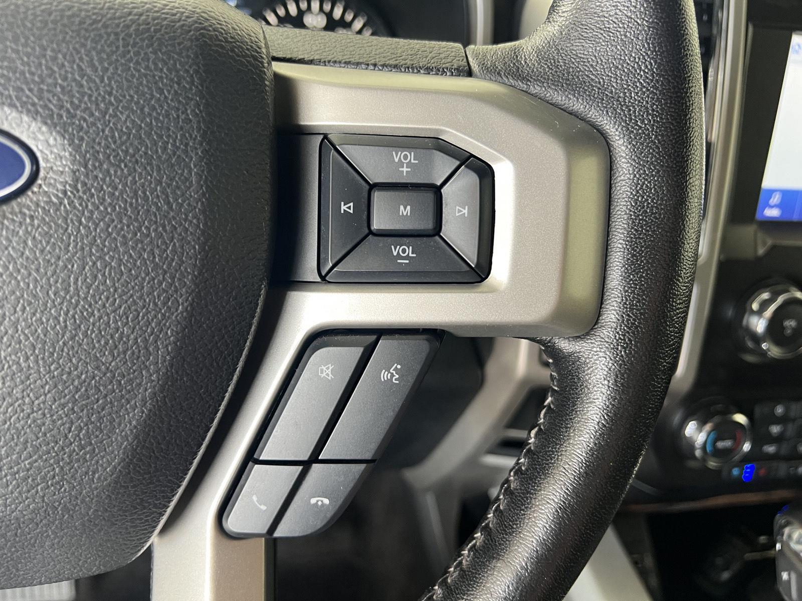 Used 2020 Magnetic Ford LARIAT image 11