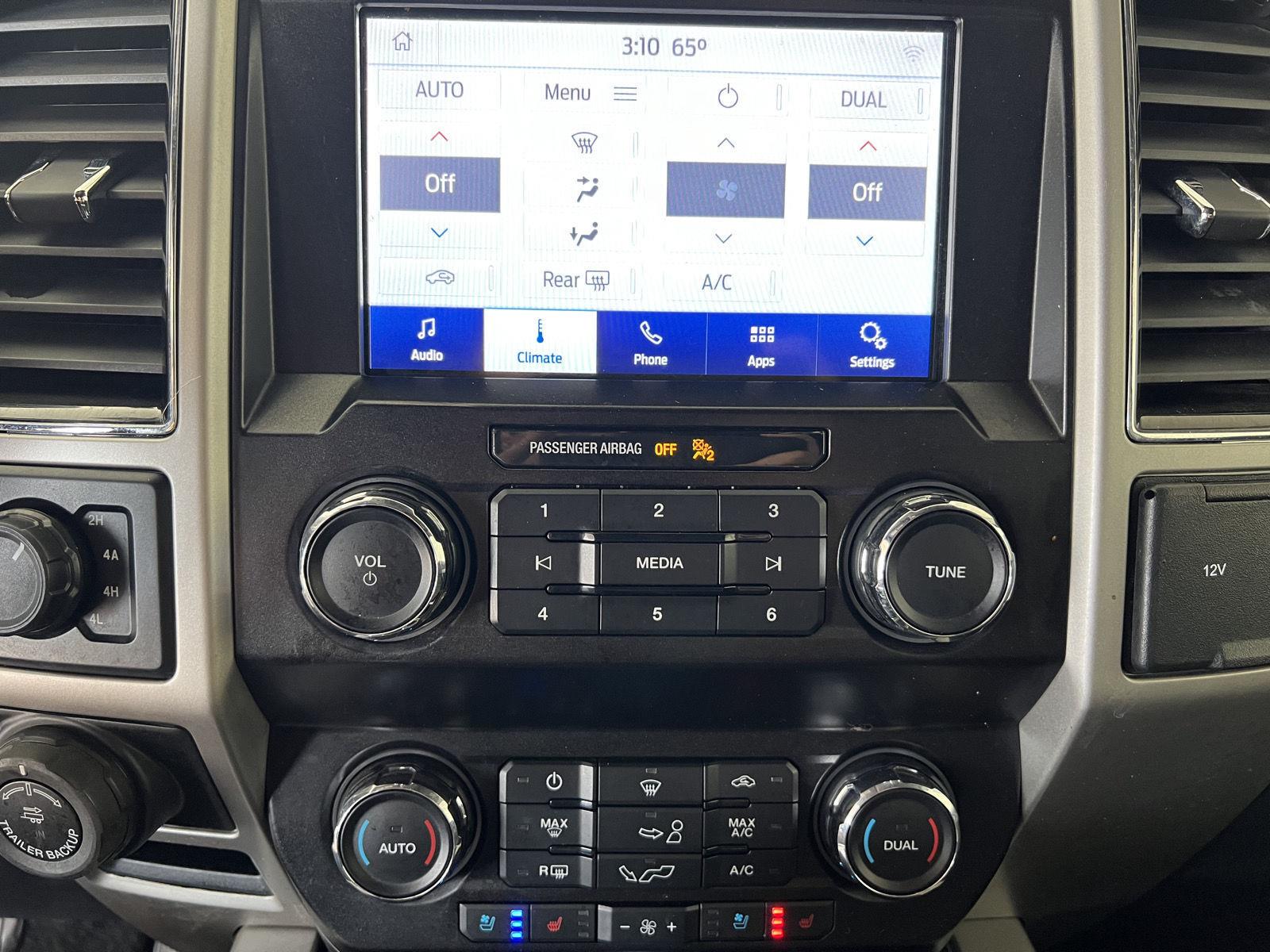 Used 2020 Magnetic Ford LARIAT image 16