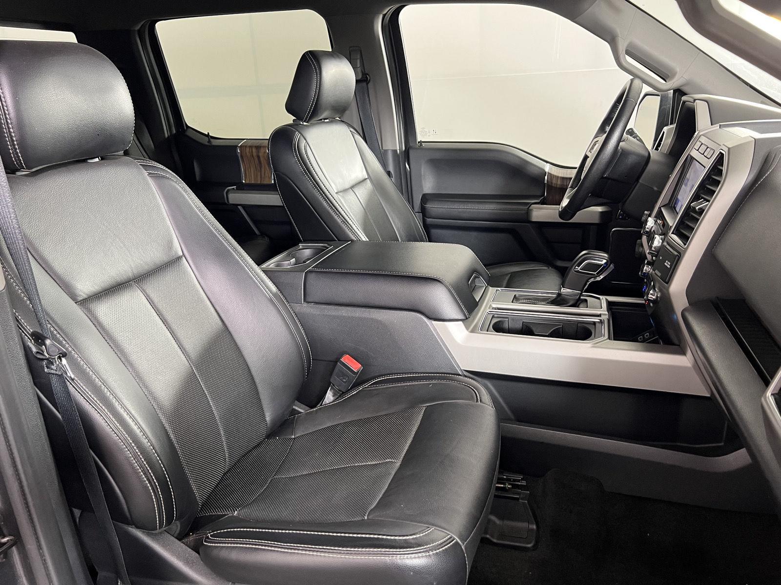 Used 2020 Magnetic Ford LARIAT image 21