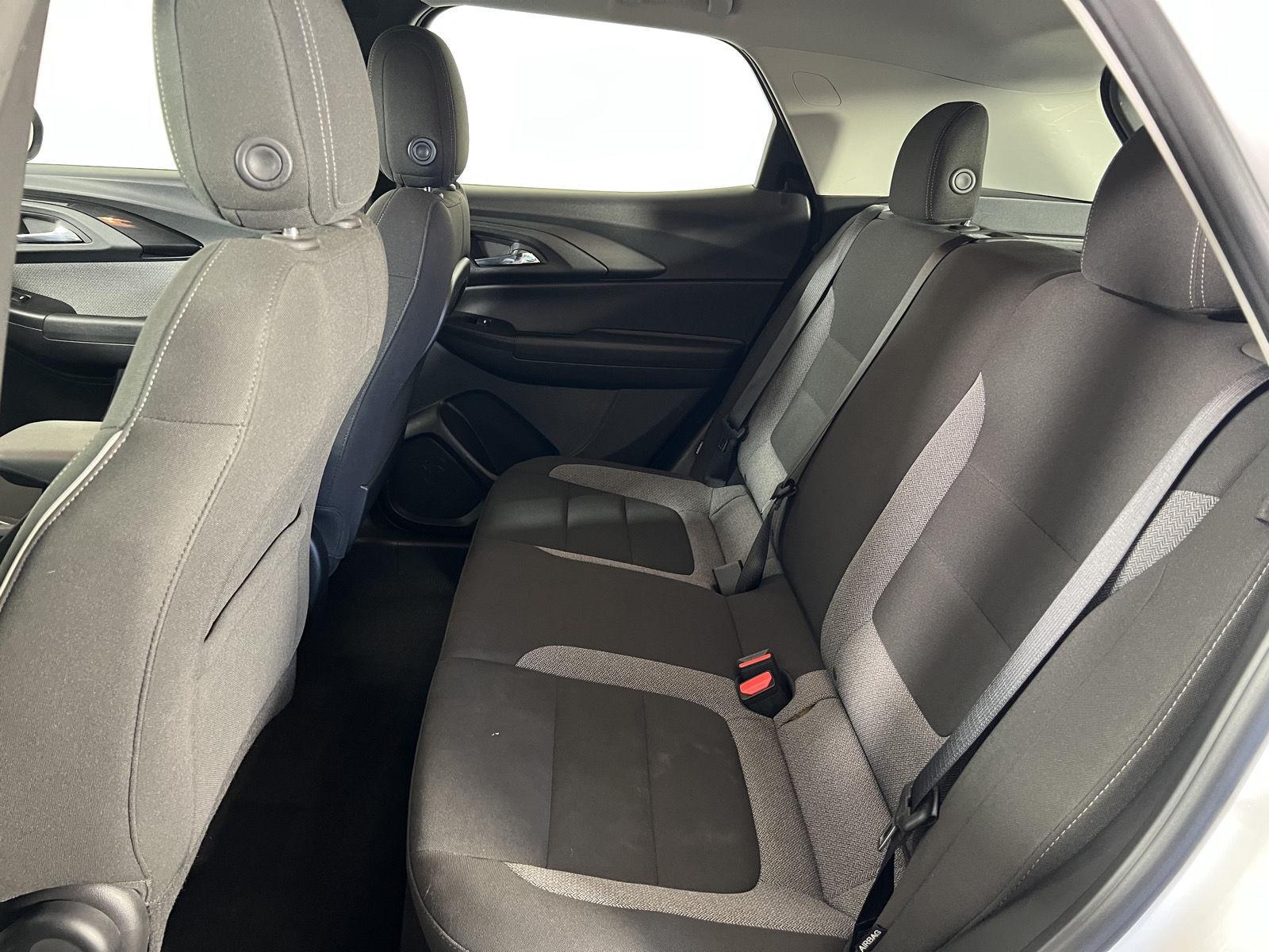 Used 2021 Summit White Chevrolet LS image 17