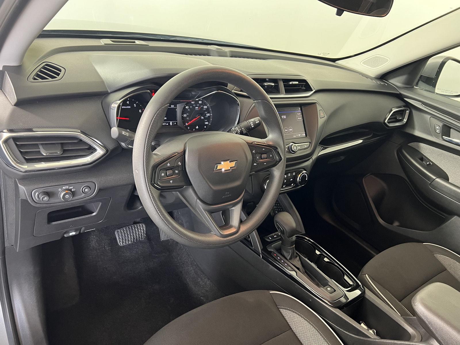 Used 2023 Sterling Gray Metallic Chevrolet LT image 5