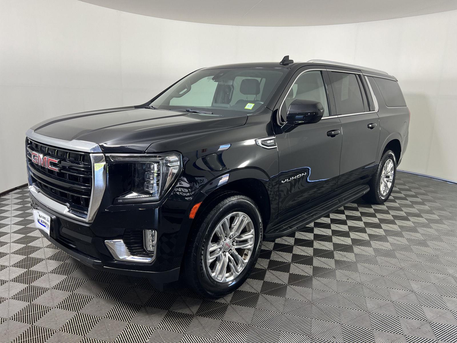 Used 2022 Onyx Black GMC SLE image 29