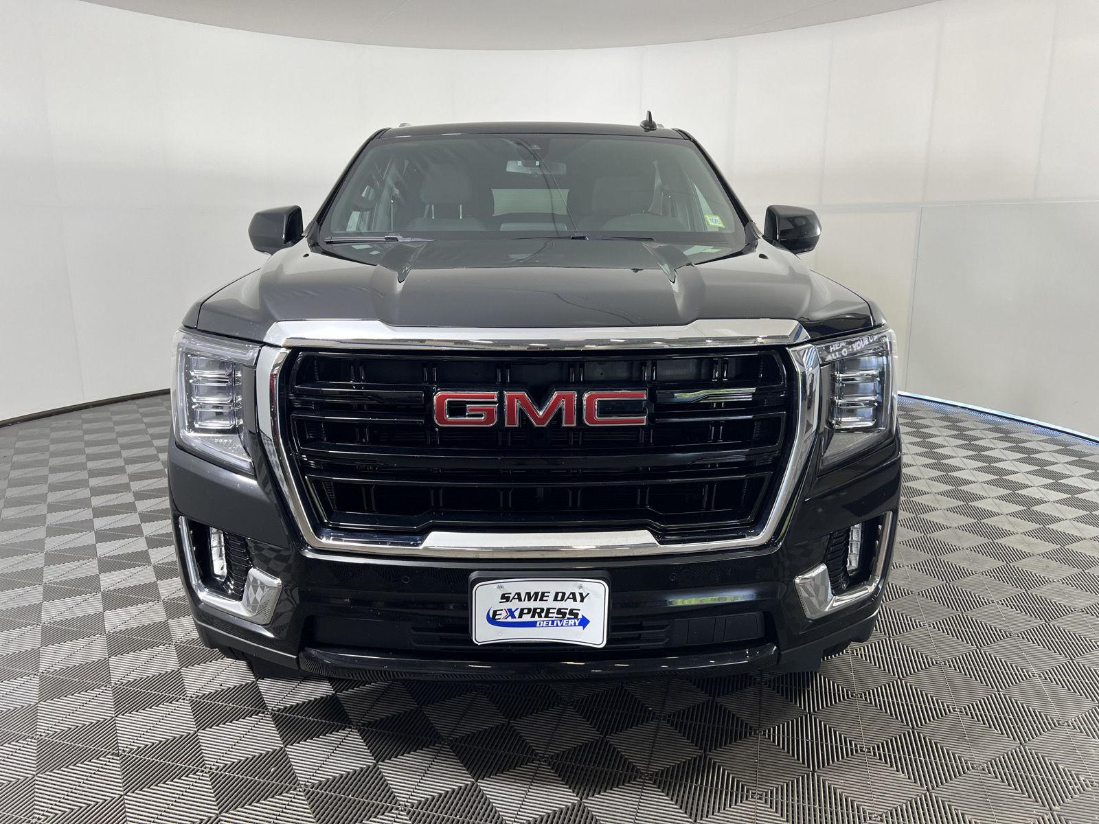 Used 2022 Onyx Black GMC SLE image 30