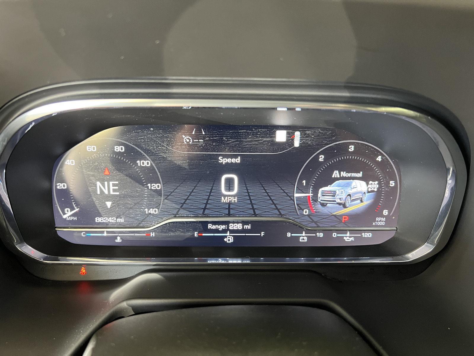 Used 2022 Onyx Black GMC SLE image 12