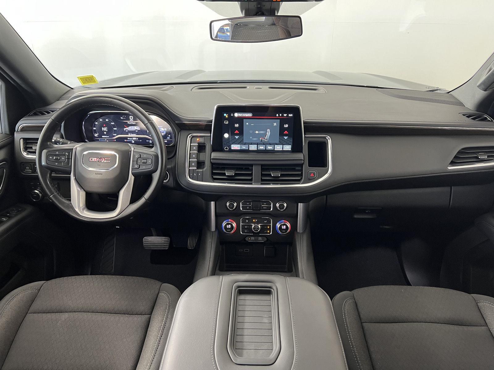 Used 2022 Onyx Black GMC SLE image 21