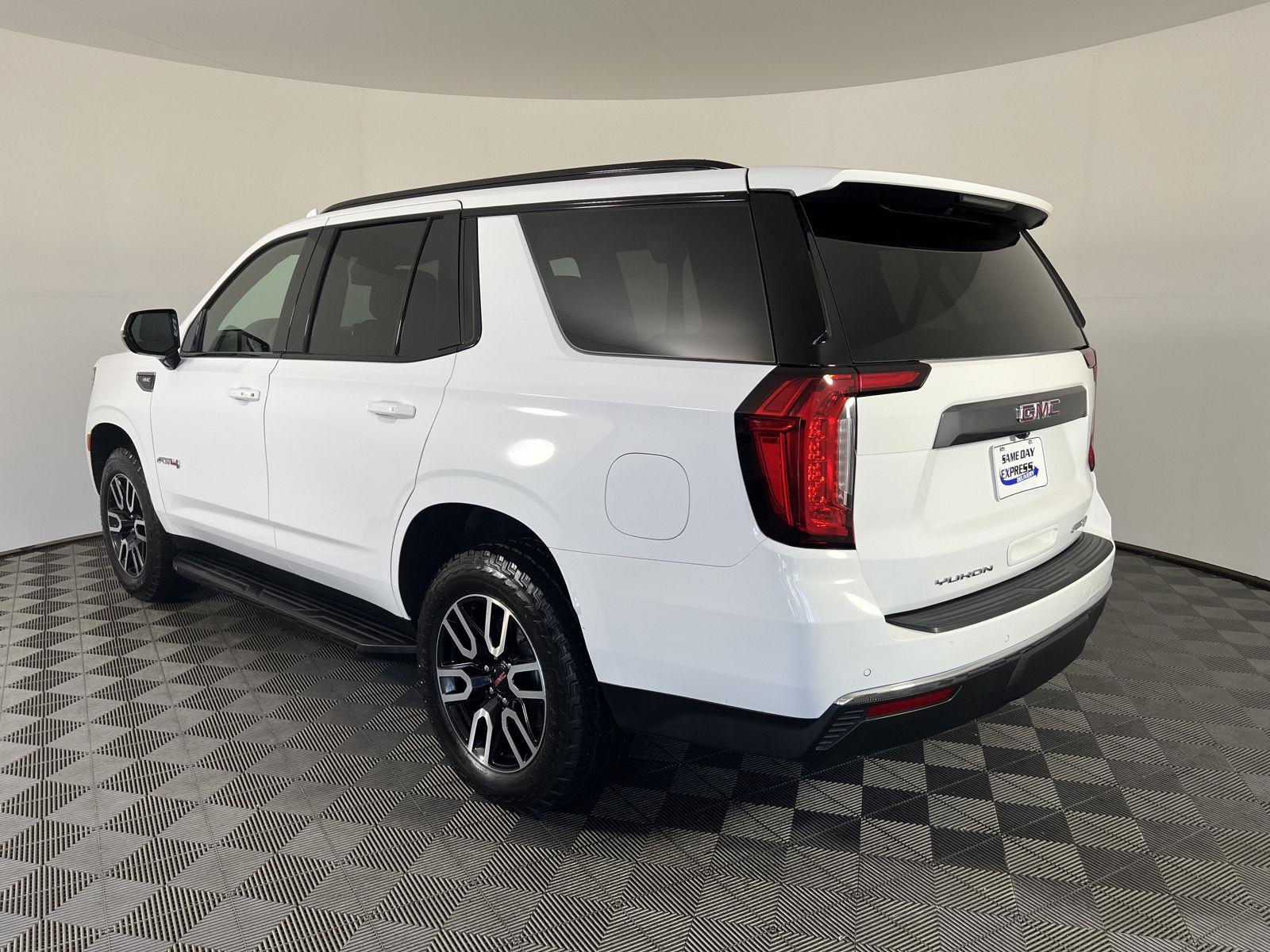 Used 2023 Summit White GMC AT4 image 31
