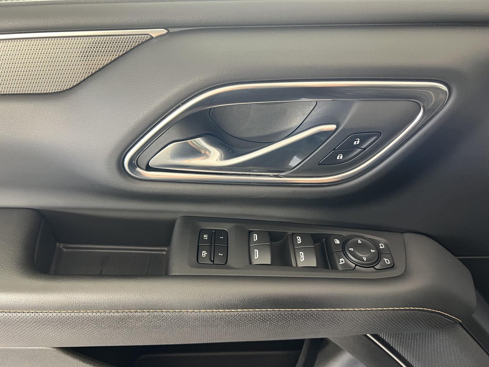 Used 2023 Summit White GMC AT4 image 7
