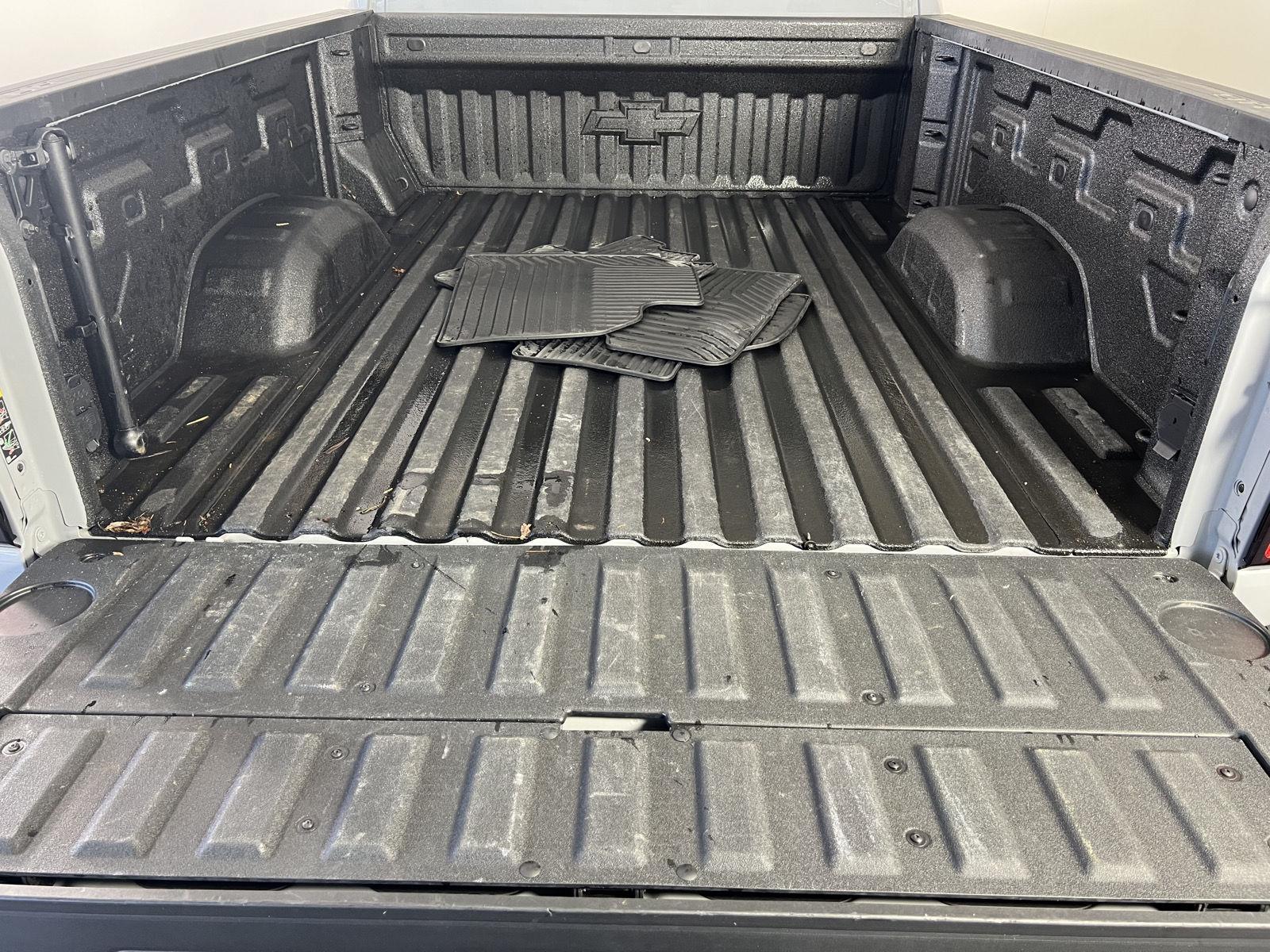 Used 2024 Slate Gray Metallic Chevrolet LTZ image 27