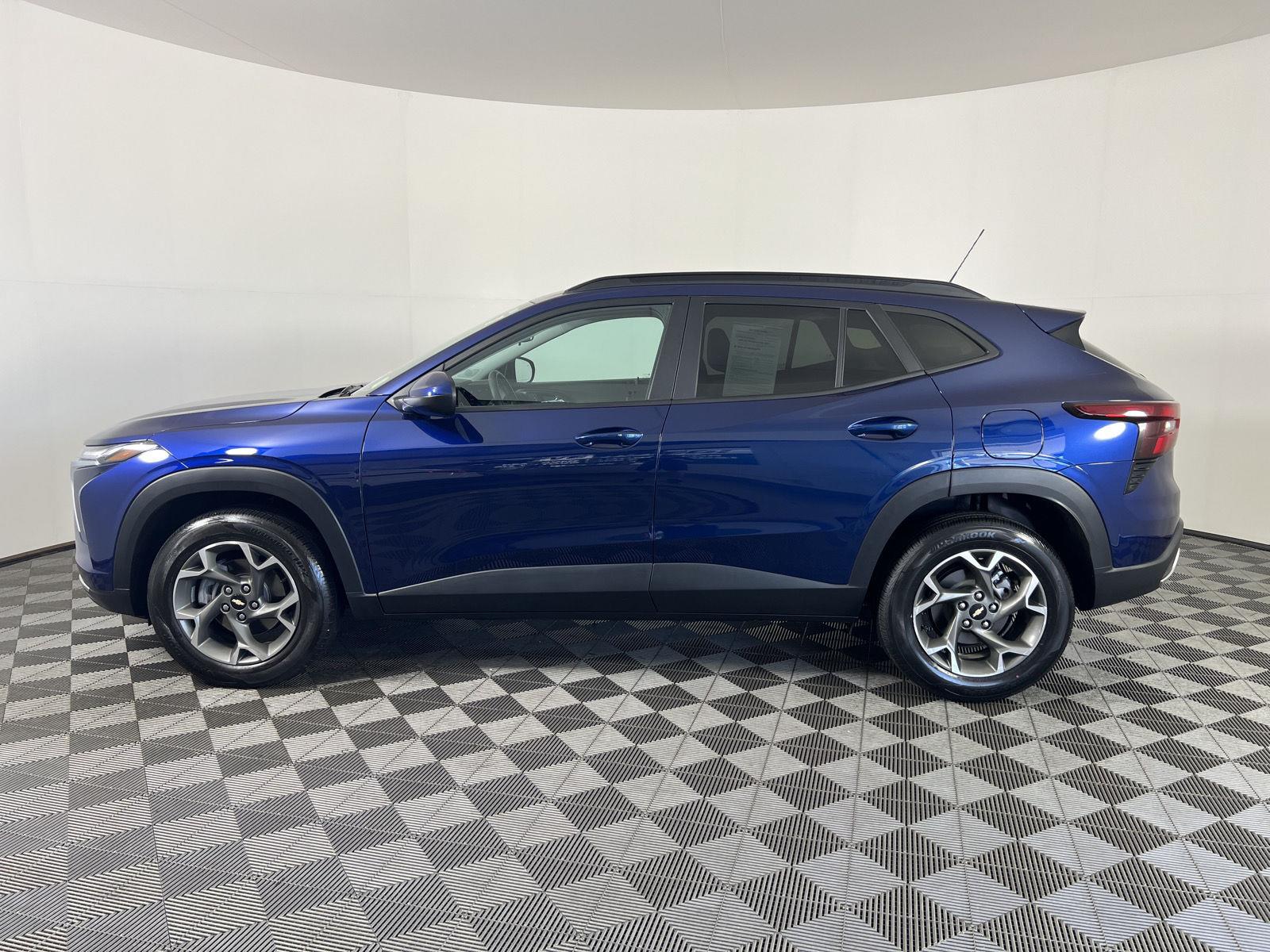 Used 2024 Blue Glow Metallic Chevrolet LT image 26