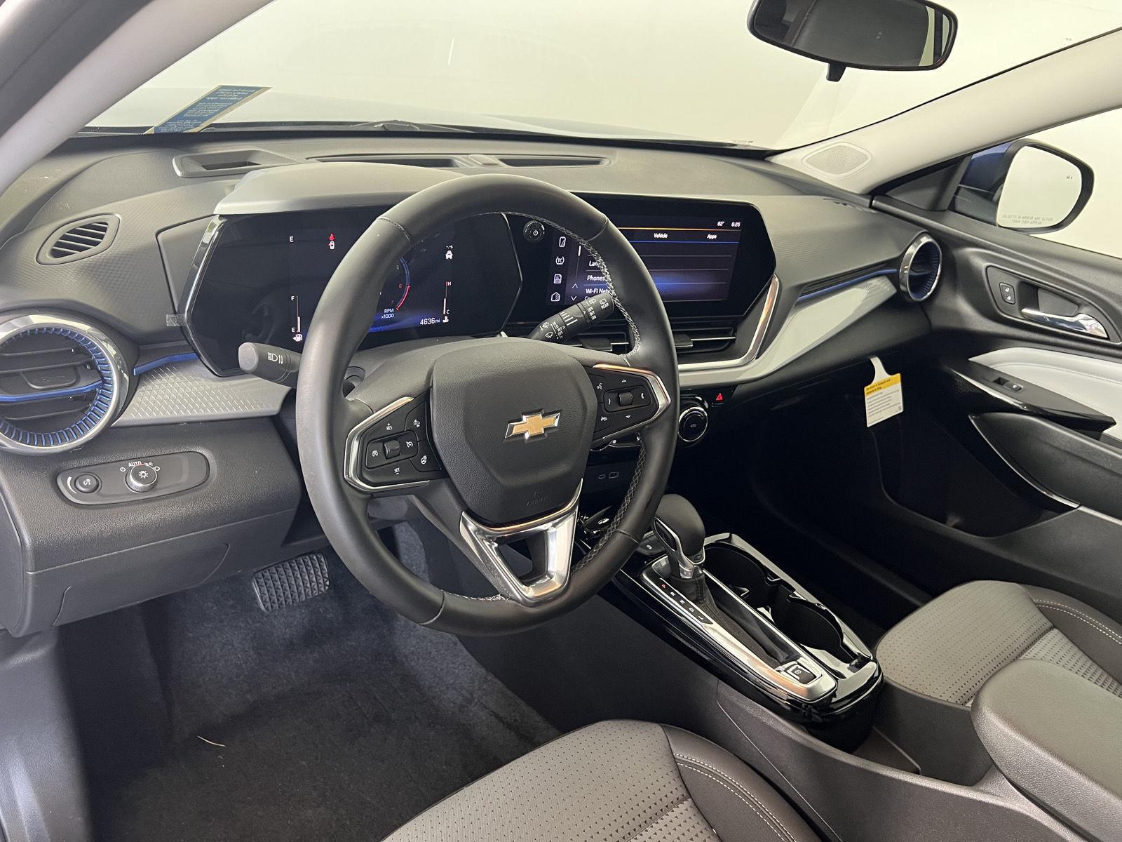Used 2024 Blue Glow Metallic Chevrolet LT image 3