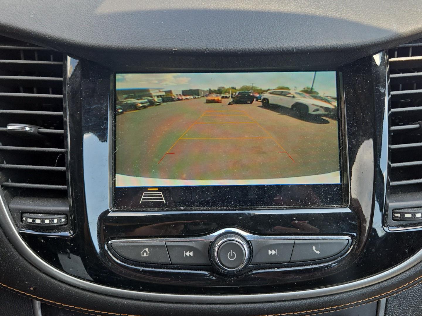 Used 2018 Summit White Chevrolet LS image 5
