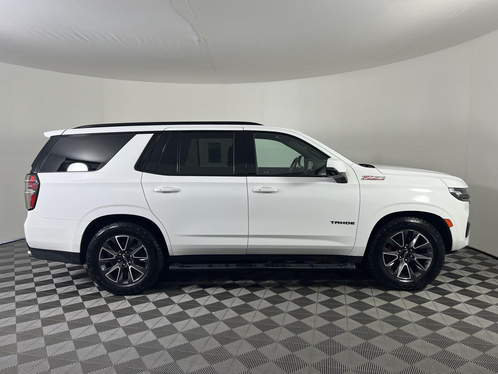 Used 2022 Summit White Chevrolet Z71 image 28