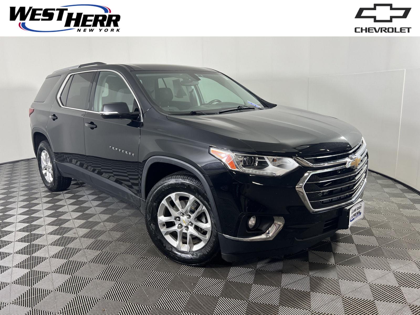 2018 Chevrolet Traverse LT Cloth