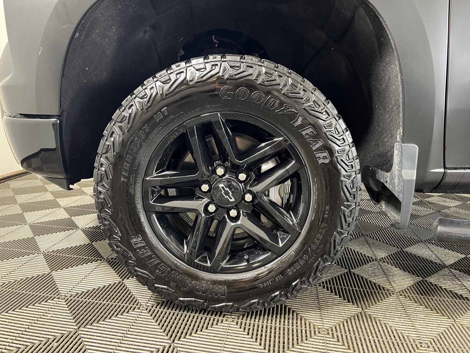 Used 2024 Black Chevrolet LT Trail Boss image 31