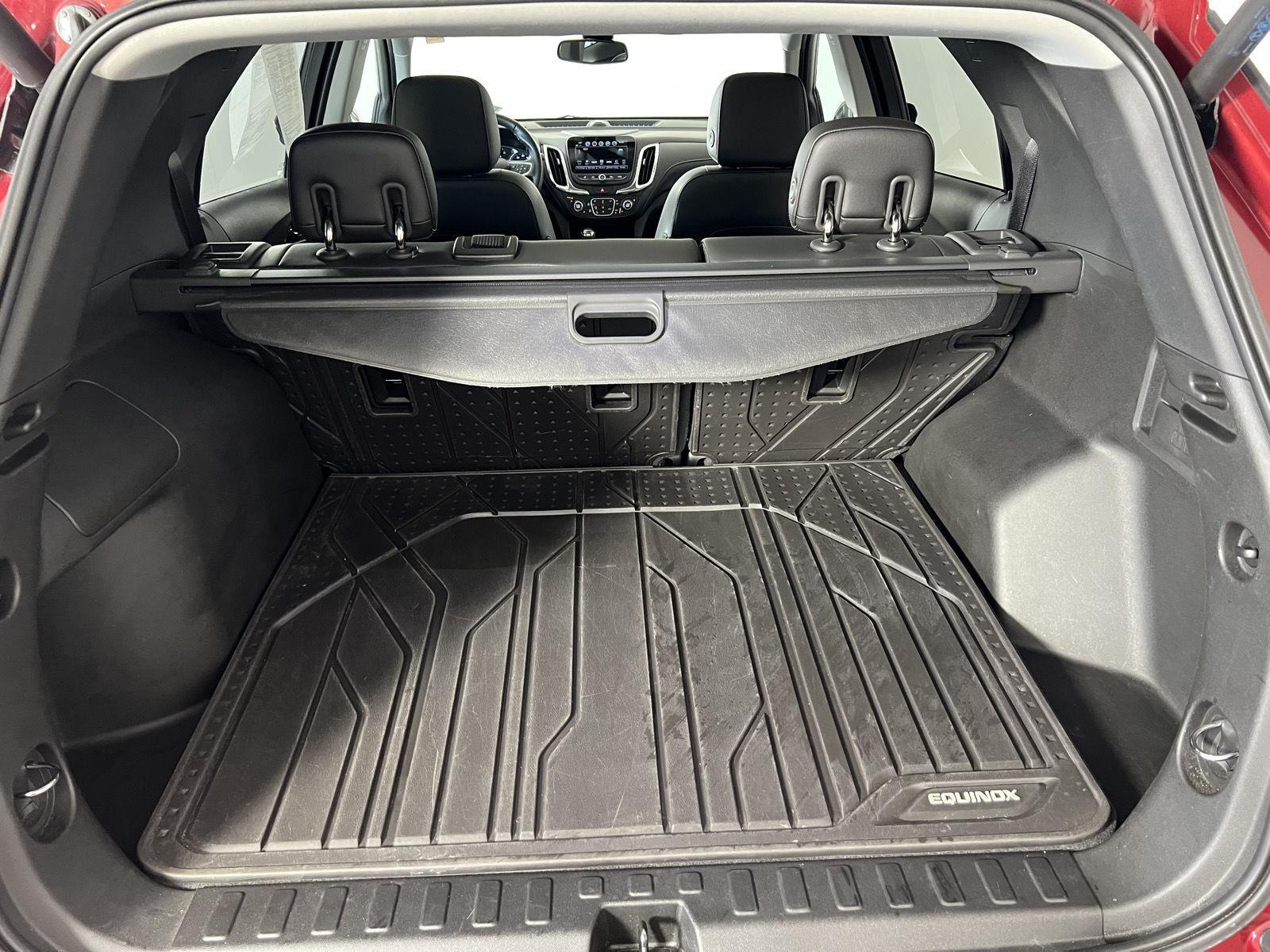 Used 2018 Cajun Red Tintcoat Chevrolet Premier image 22