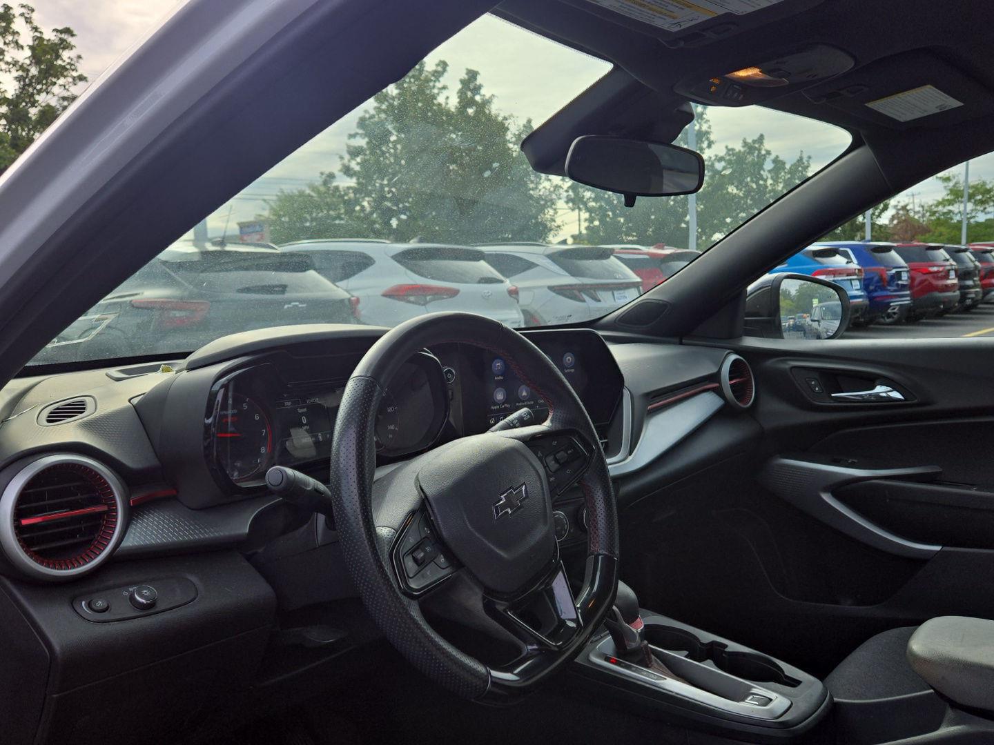 Used 2024 Summit White Chevrolet 1RS image 2