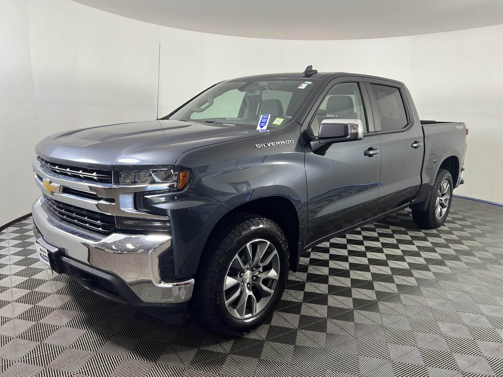 Used 2022 Shadow Gray Metallic Chevrolet LT image 26