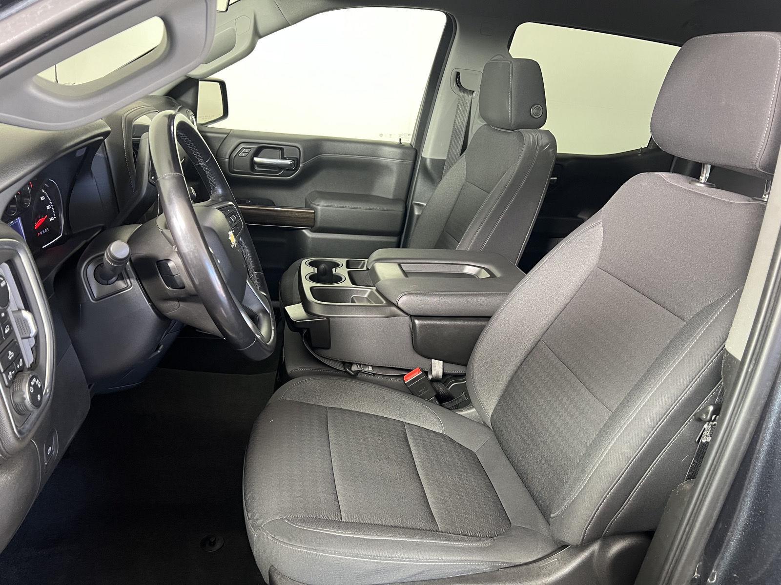 Used 2022 Shadow Gray Metallic Chevrolet LT image 5
