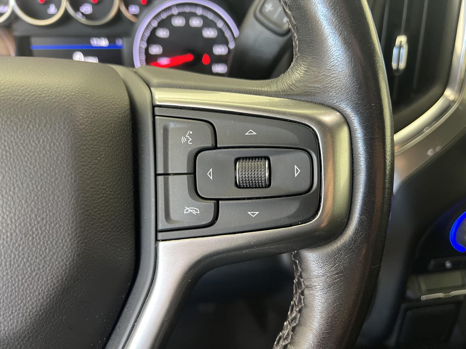 Used 2022 Shadow Gray Metallic Chevrolet LT image 11
