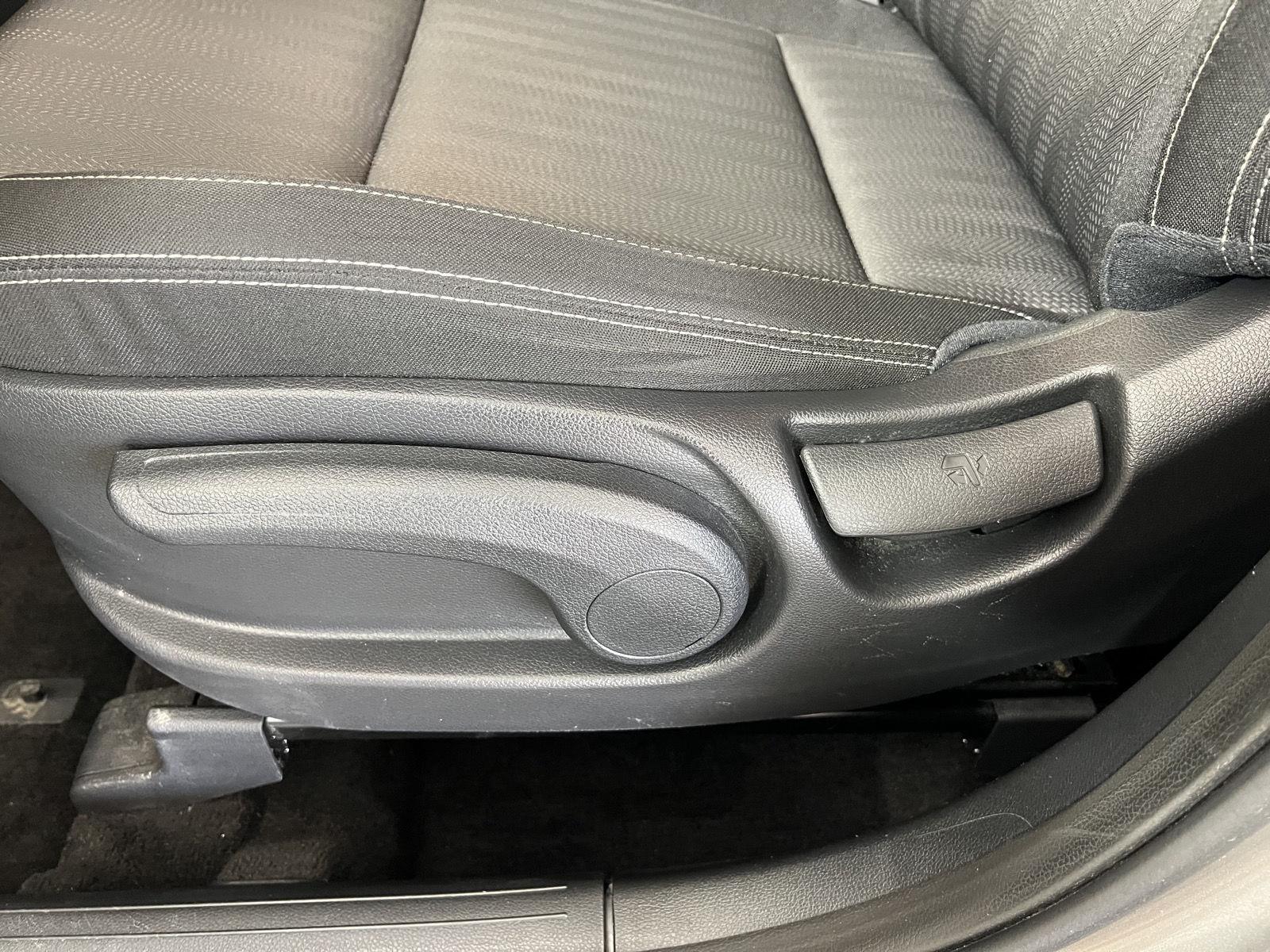 Used 2020 Steel Gray Kia LX image 5