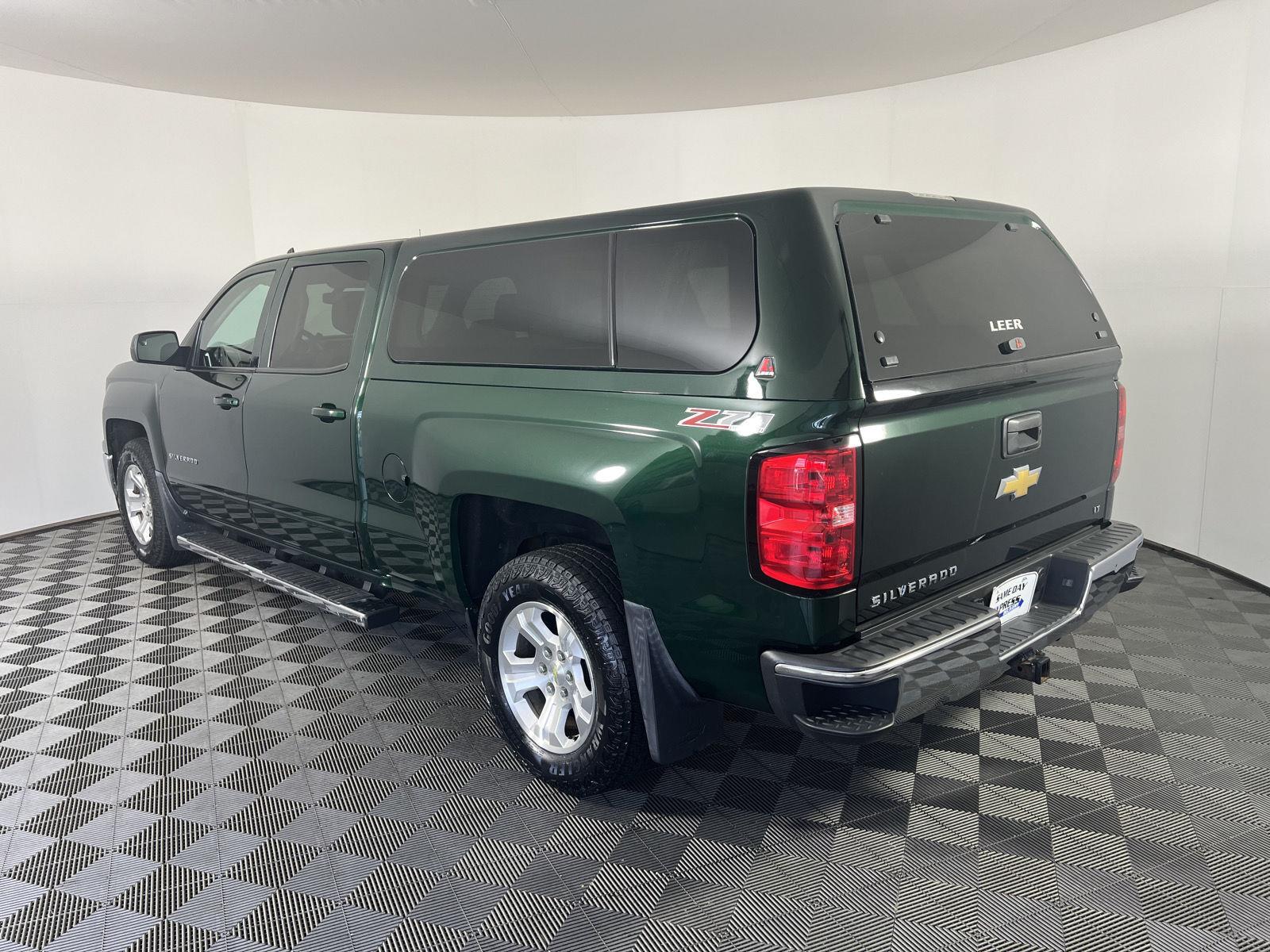 Used 2015 Rainforest Green Metallic Chevrolet LT image 25