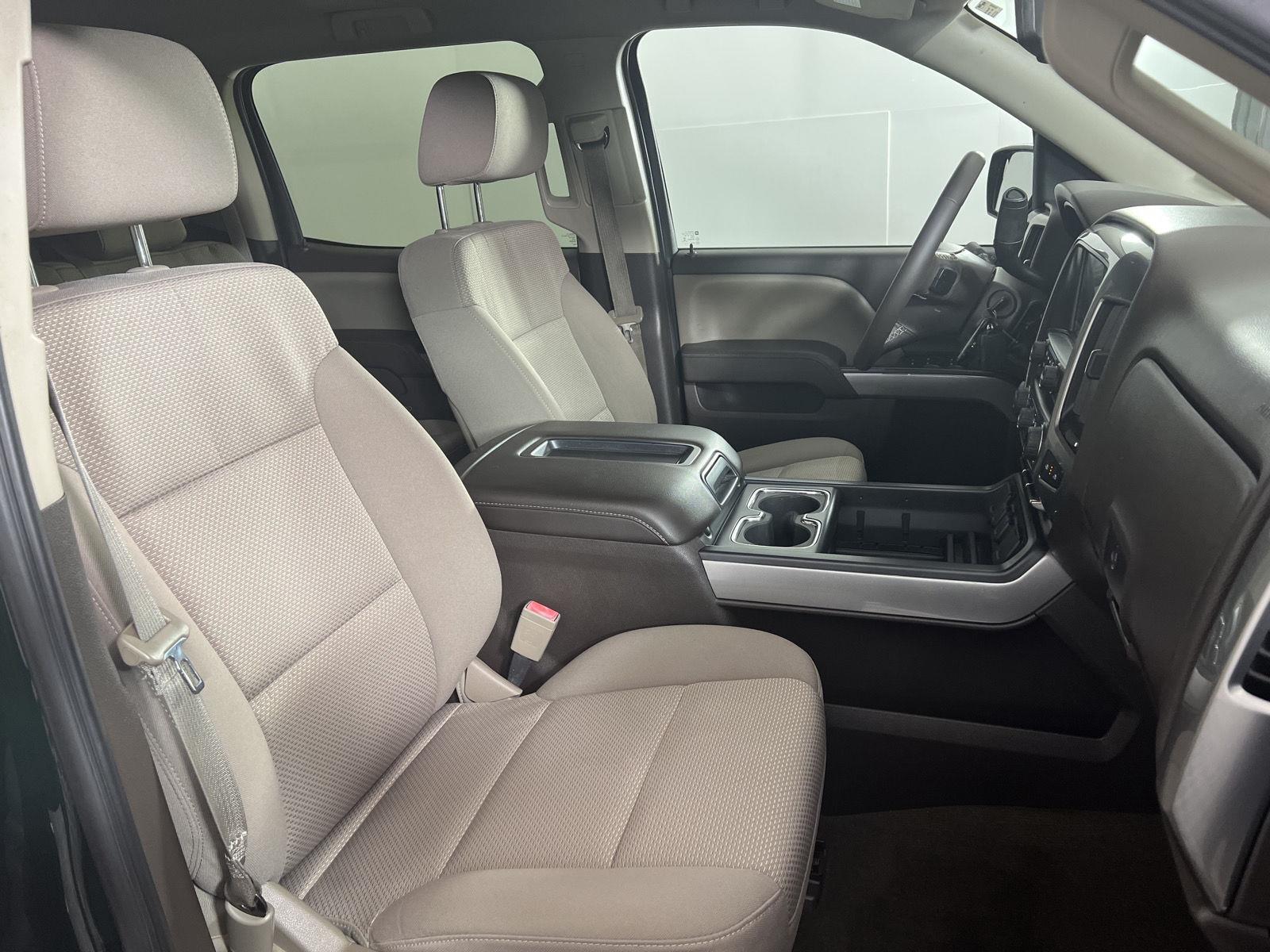 Used 2015 Rainforest Green Metallic Chevrolet LT image 21