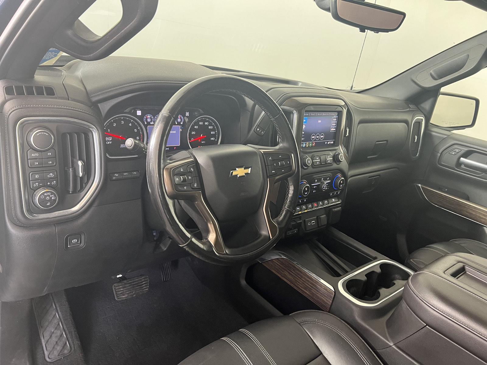 Used 2019 Northsky Blue Metallic Chevrolet High Country image 3