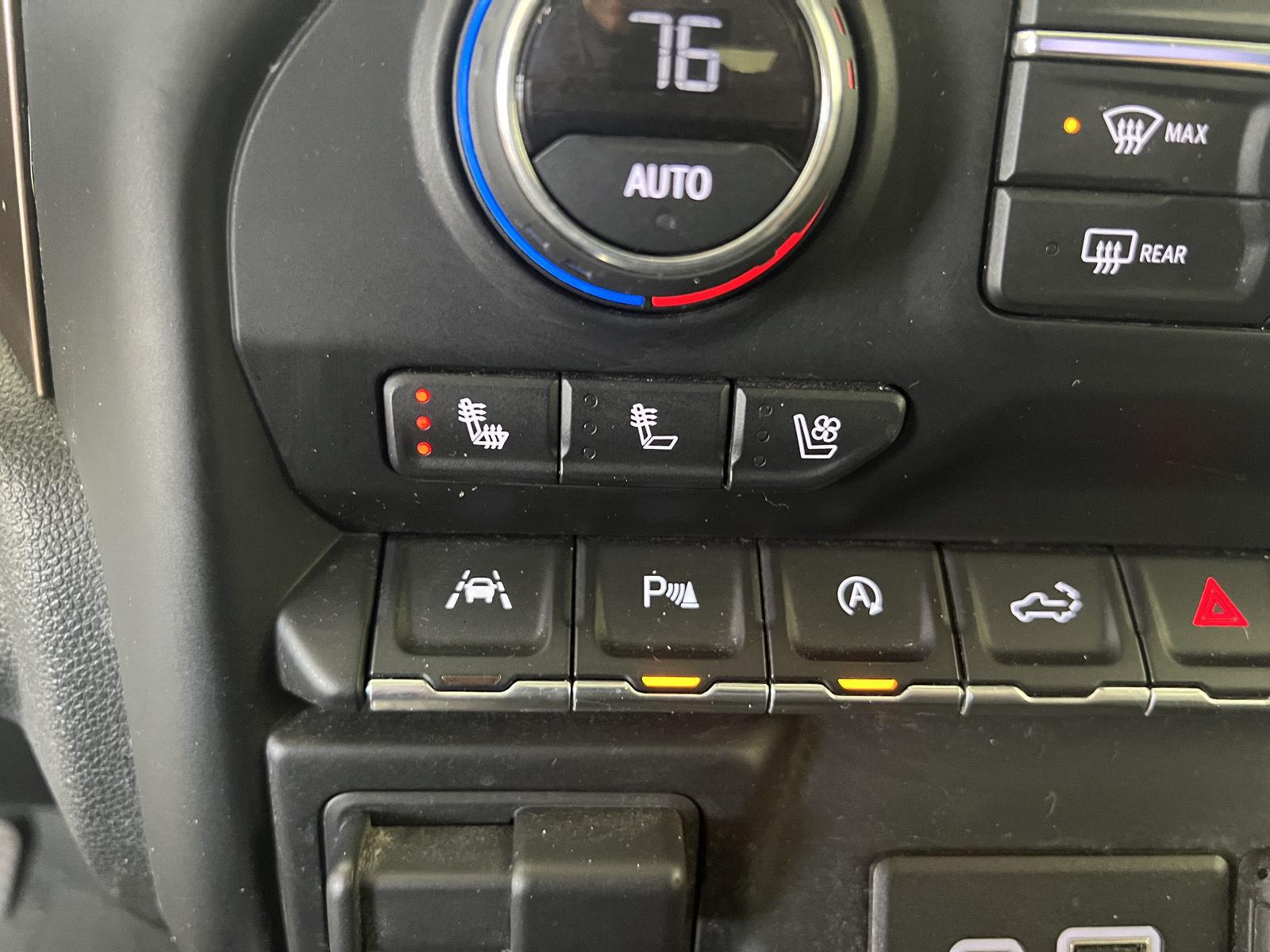 Used 2019 Northsky Blue Metallic Chevrolet High Country image 19