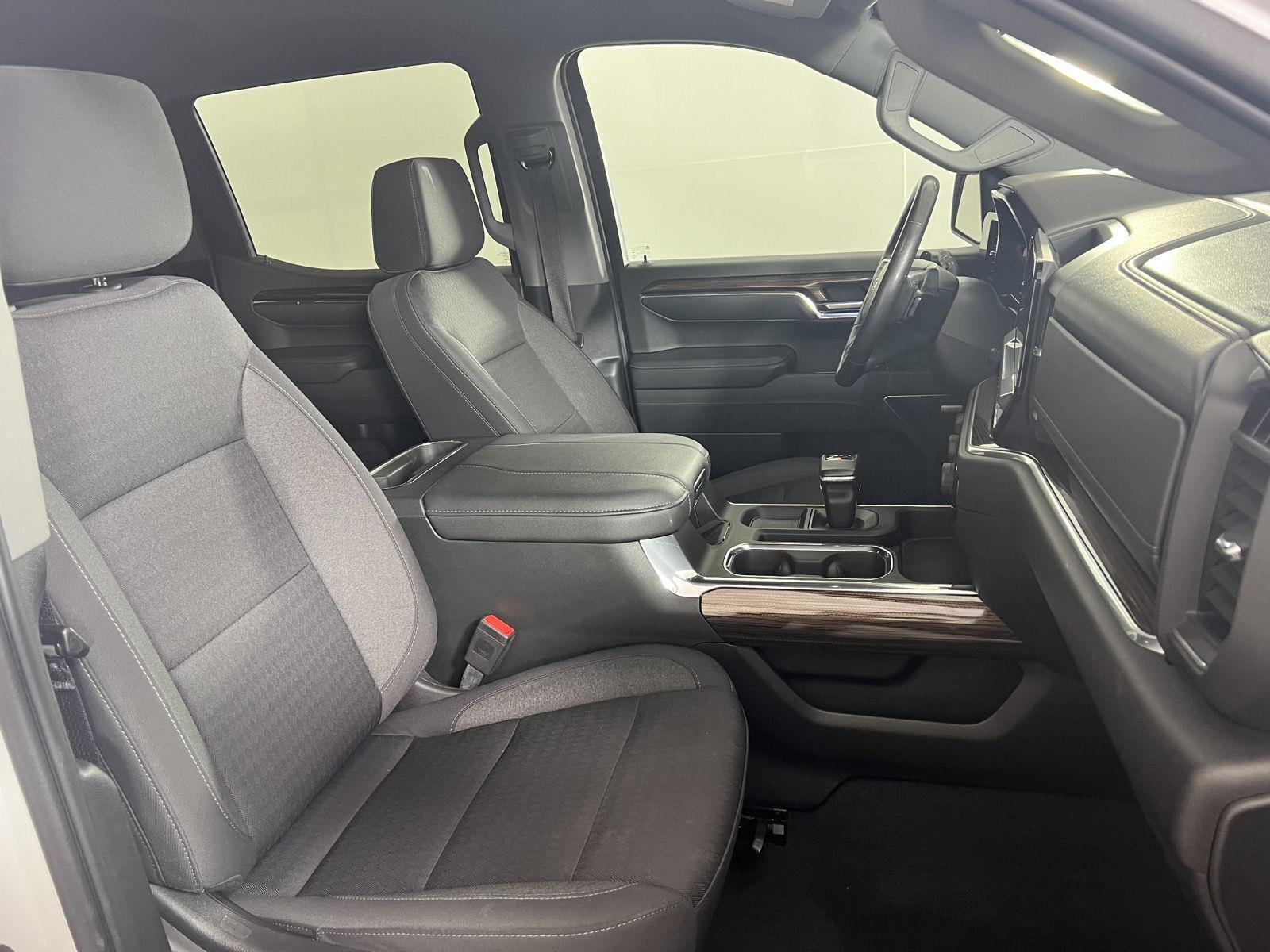 Used 2023 Summit White Chevrolet RST image 22