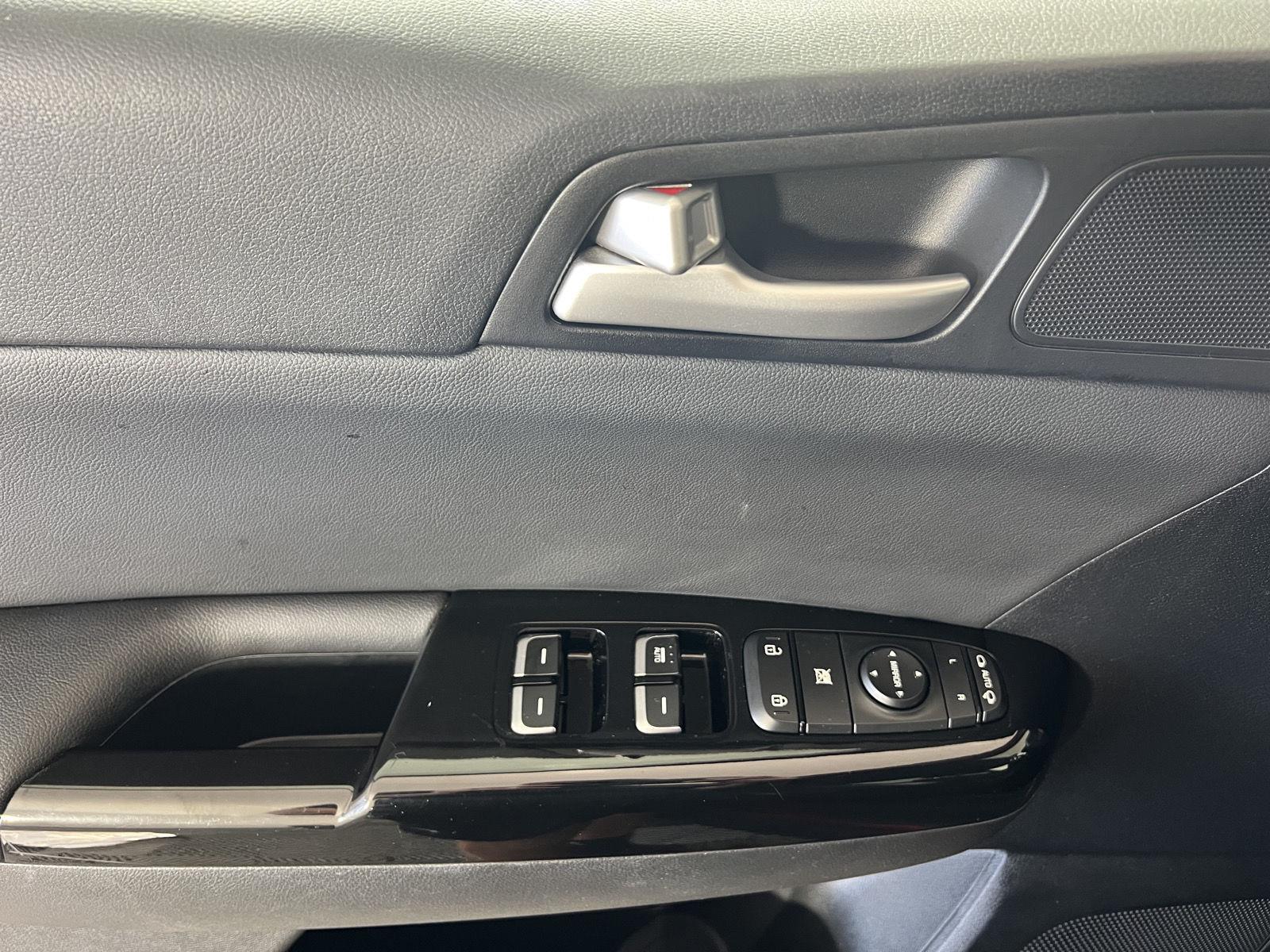 Used 2019 Hyper Red Kia EX image 10