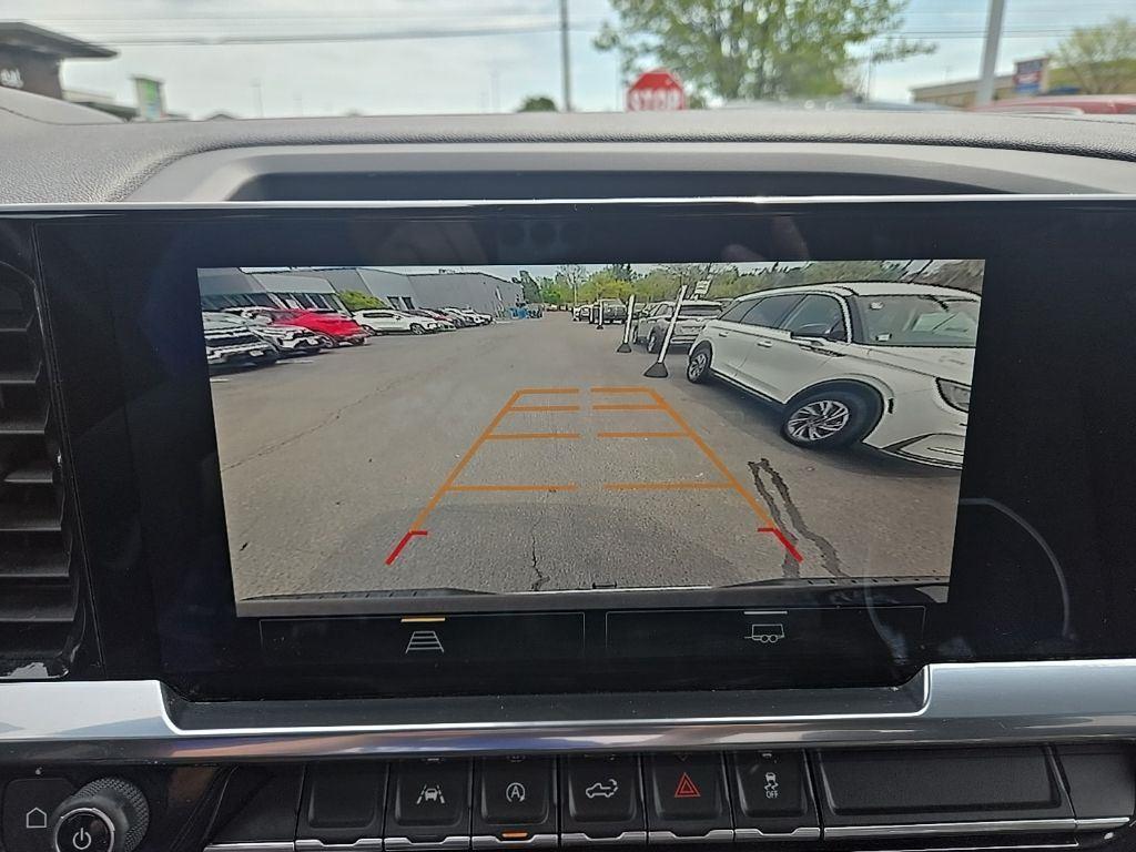 Used 2023 Ash Chevrolet LT image 7