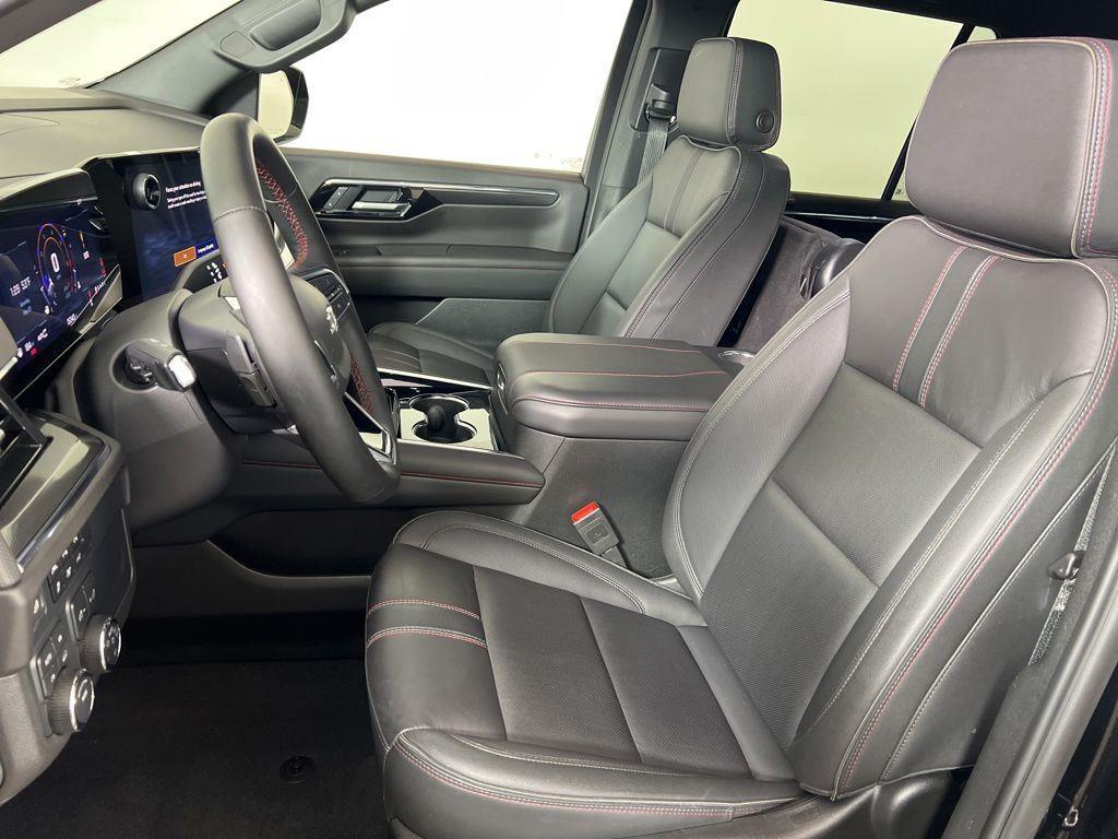 Used 2025 Black Chevrolet RST image 4