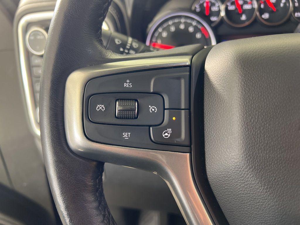 Used 2022 Black Chevrolet RST image 9