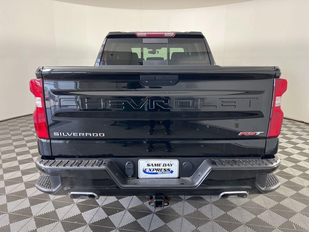 Used 2022 Black Chevrolet RST image 20