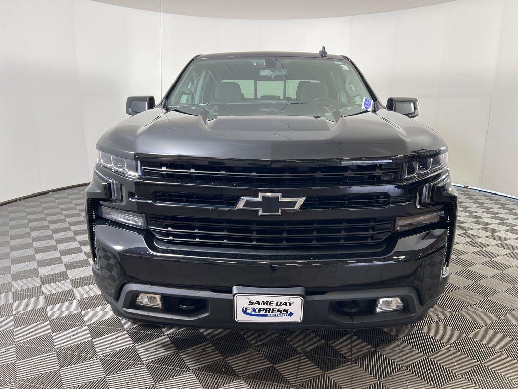 Used 2022 Black Chevrolet RST image 24