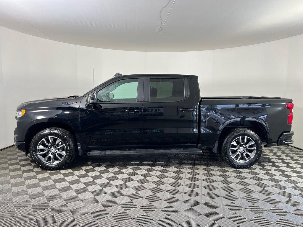 Used 2023 Black Chevrolet RST image 29