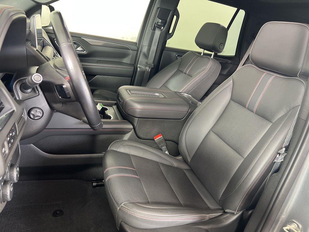 Used 2023 Sterling Gray Metallic Chevrolet RST image 4