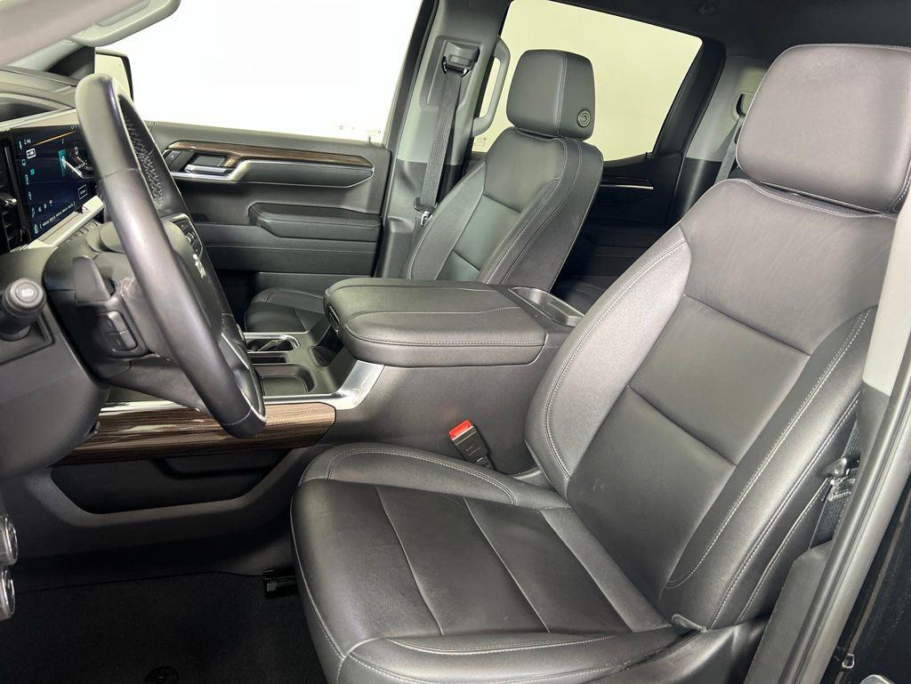 Used 2023 Black Chevrolet RST image 6
