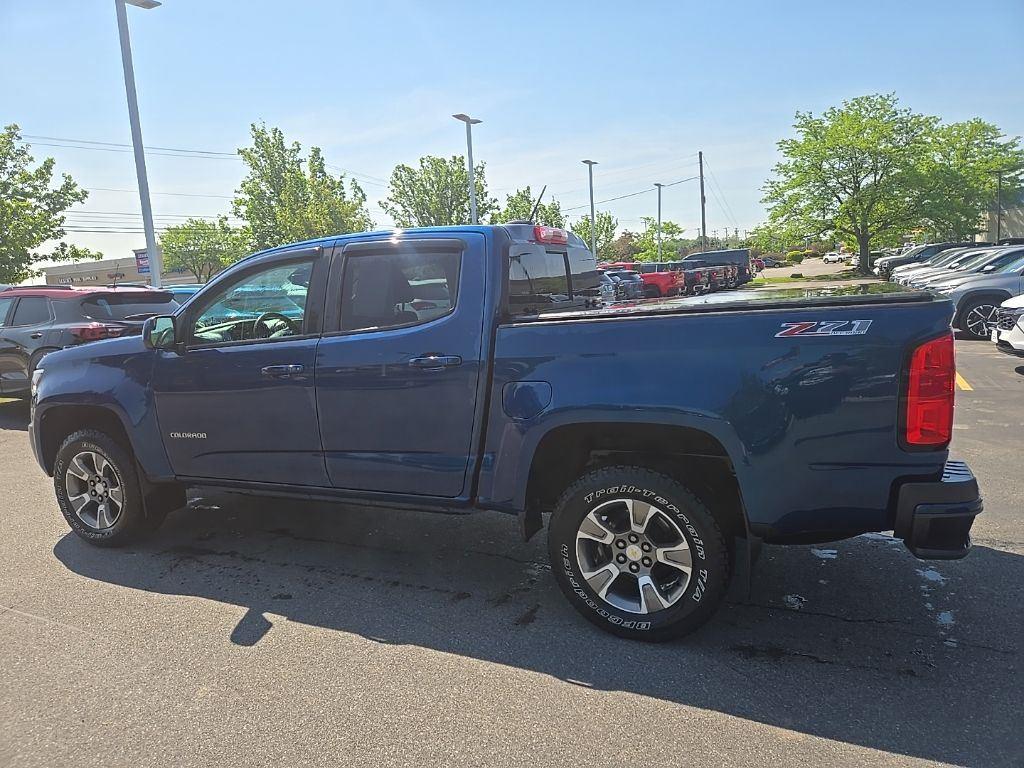 Used 2019 Pacific Blue Metallic Chevrolet Z71 image 3