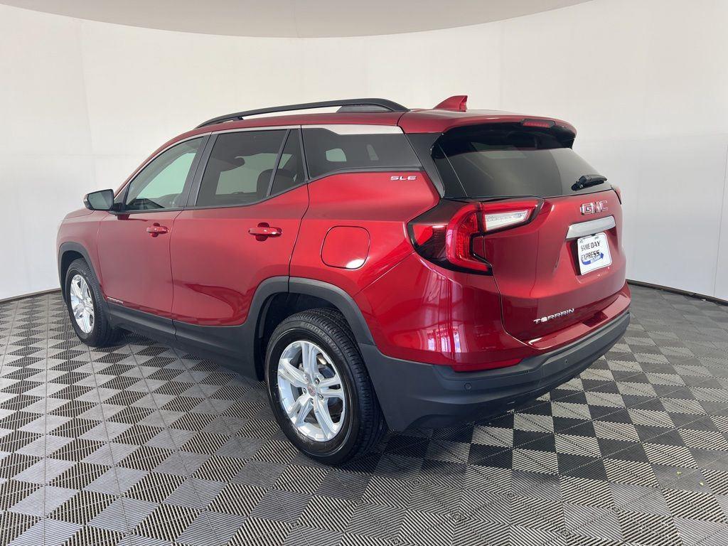 Used 2023 Volcanic Red GMC SLE image 26
