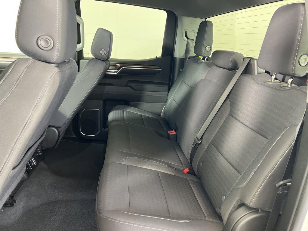 Used 2022 Summit White Chevrolet RST image 19