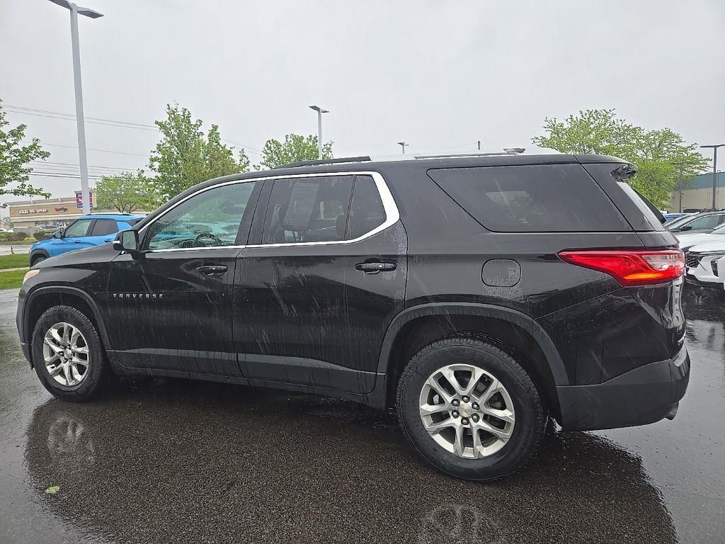 Used 2018 Black Metallic Chevrolet LT image 4