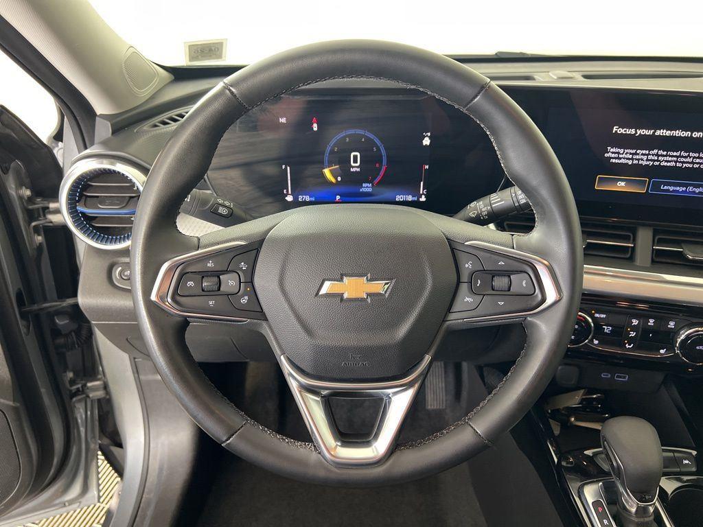 Used 2024 Sterling Gray Metallic Chevrolet LT image 8