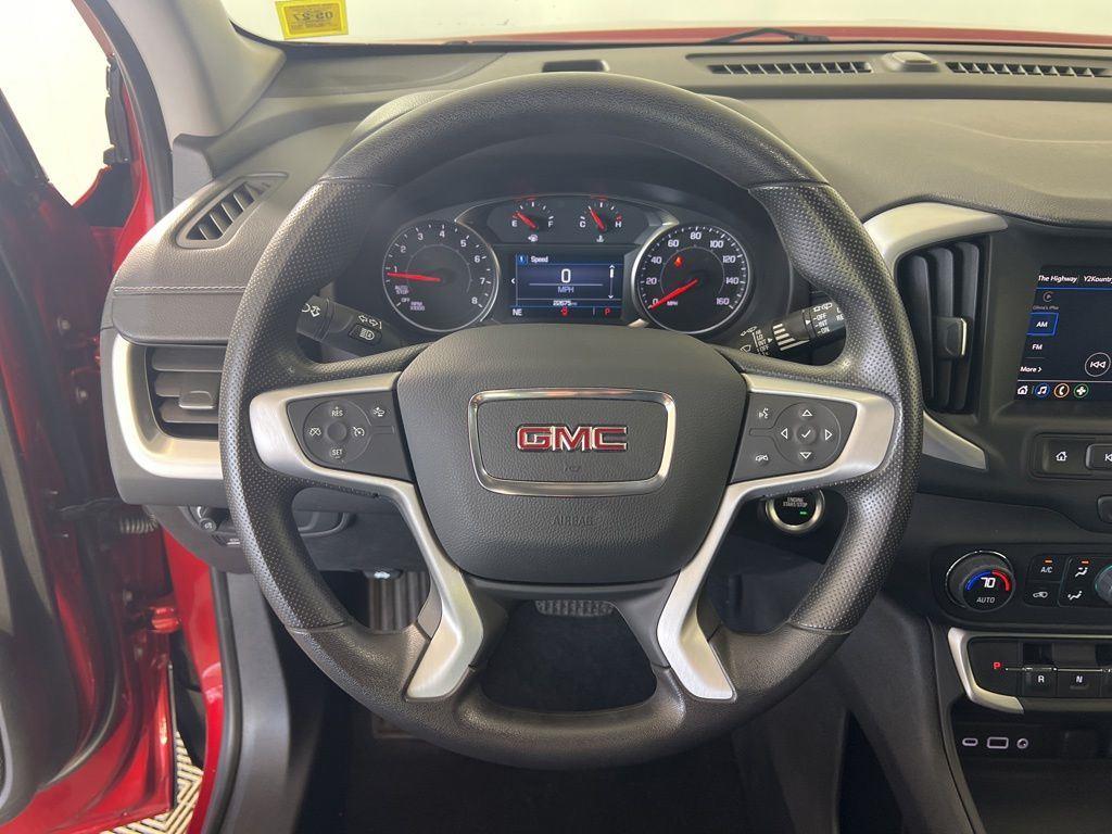 Used 2023 Volcanic Red GMC SLE image 8