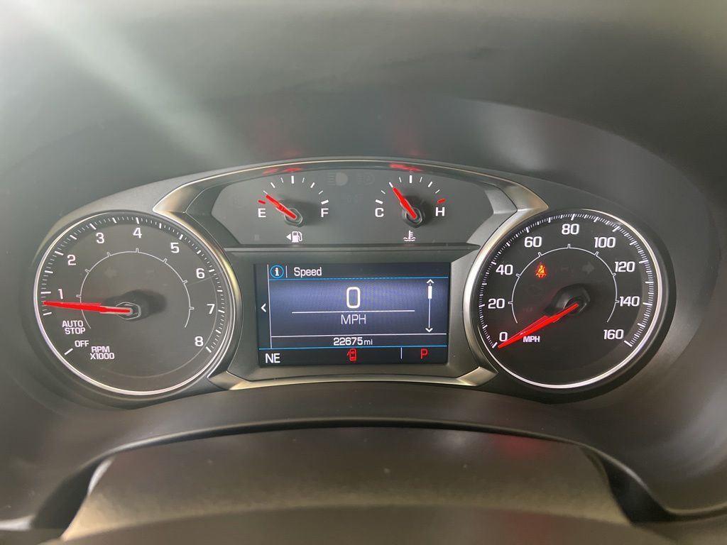 Used 2023 Volcanic Red GMC SLE image 11